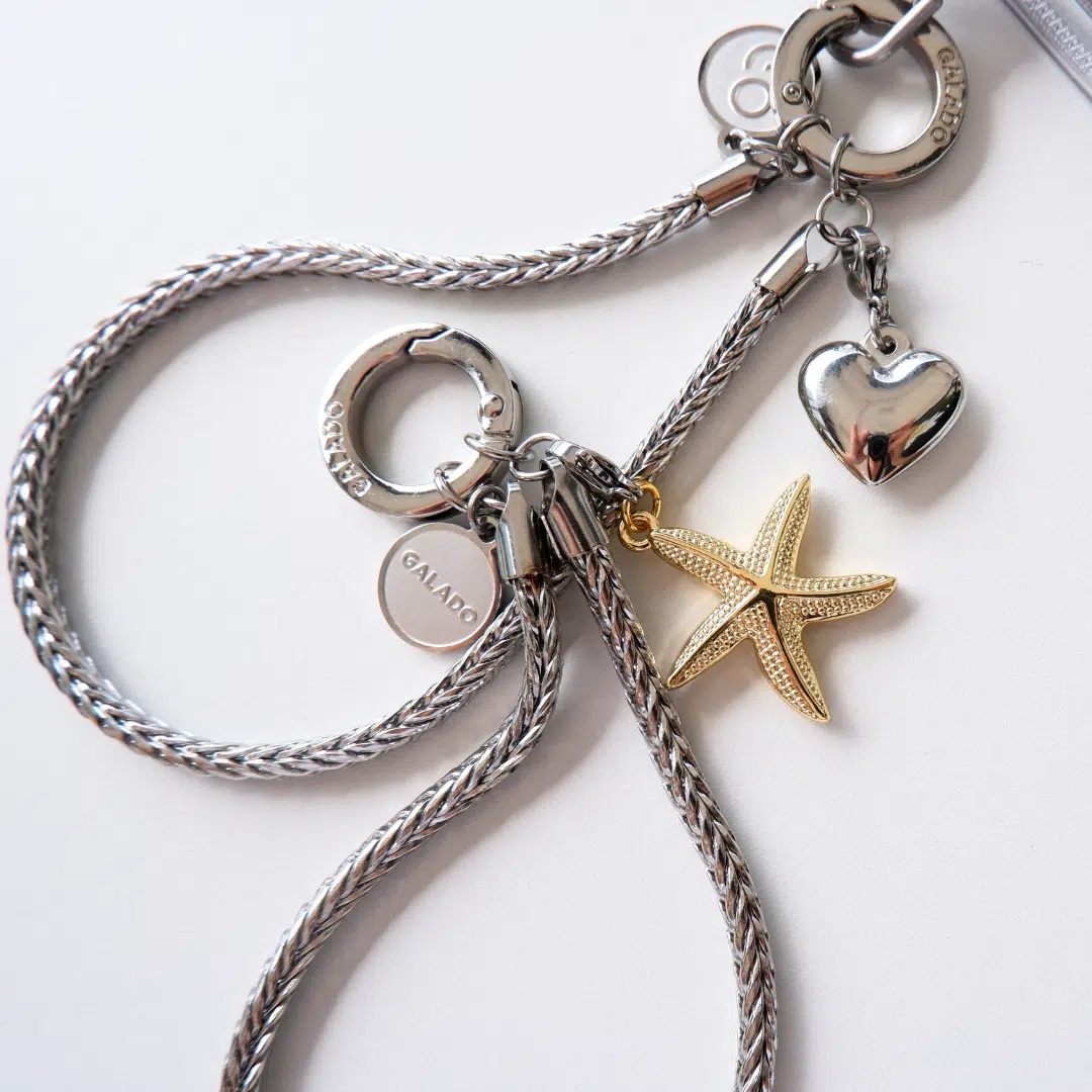 Clip-On Charm (Puffy Heart) — close-up detail