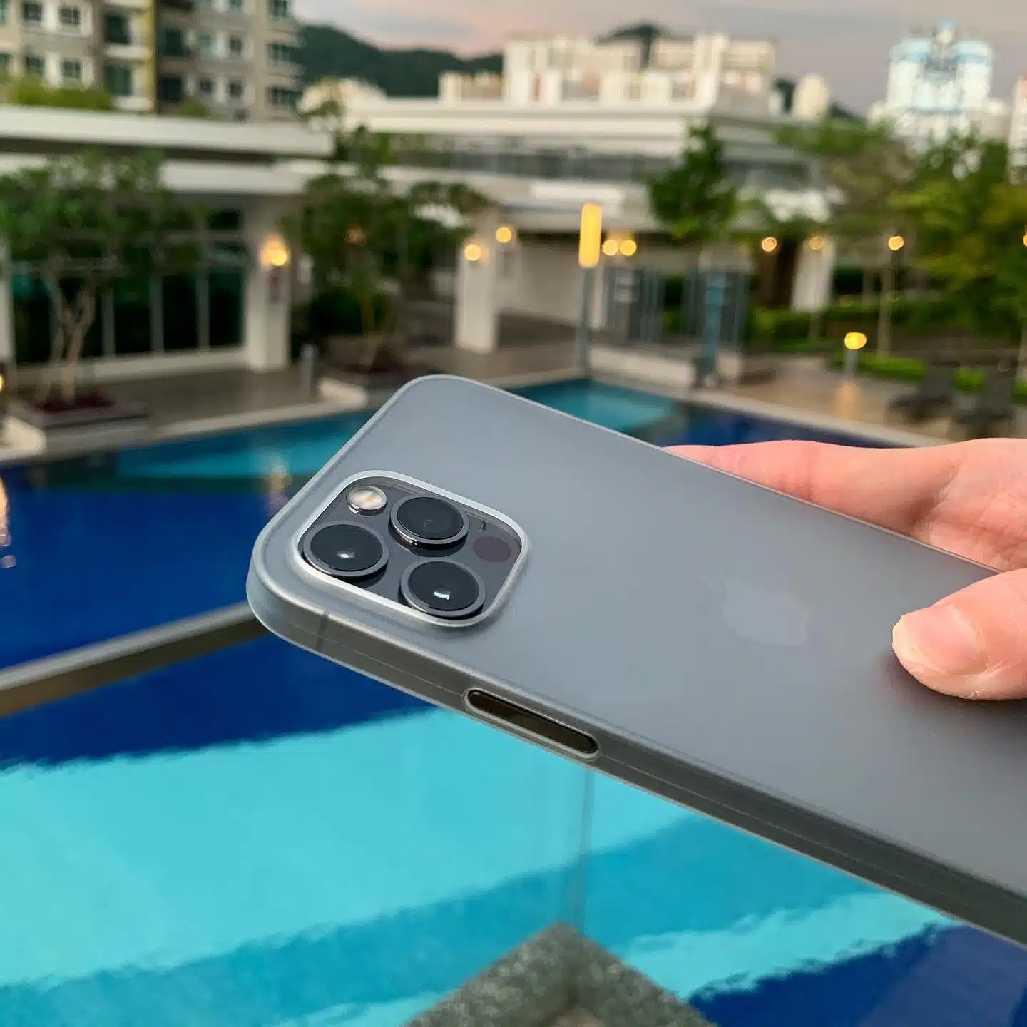 Sleek 0.3mm Case (Full Coverage) - GALADO Malaysia
