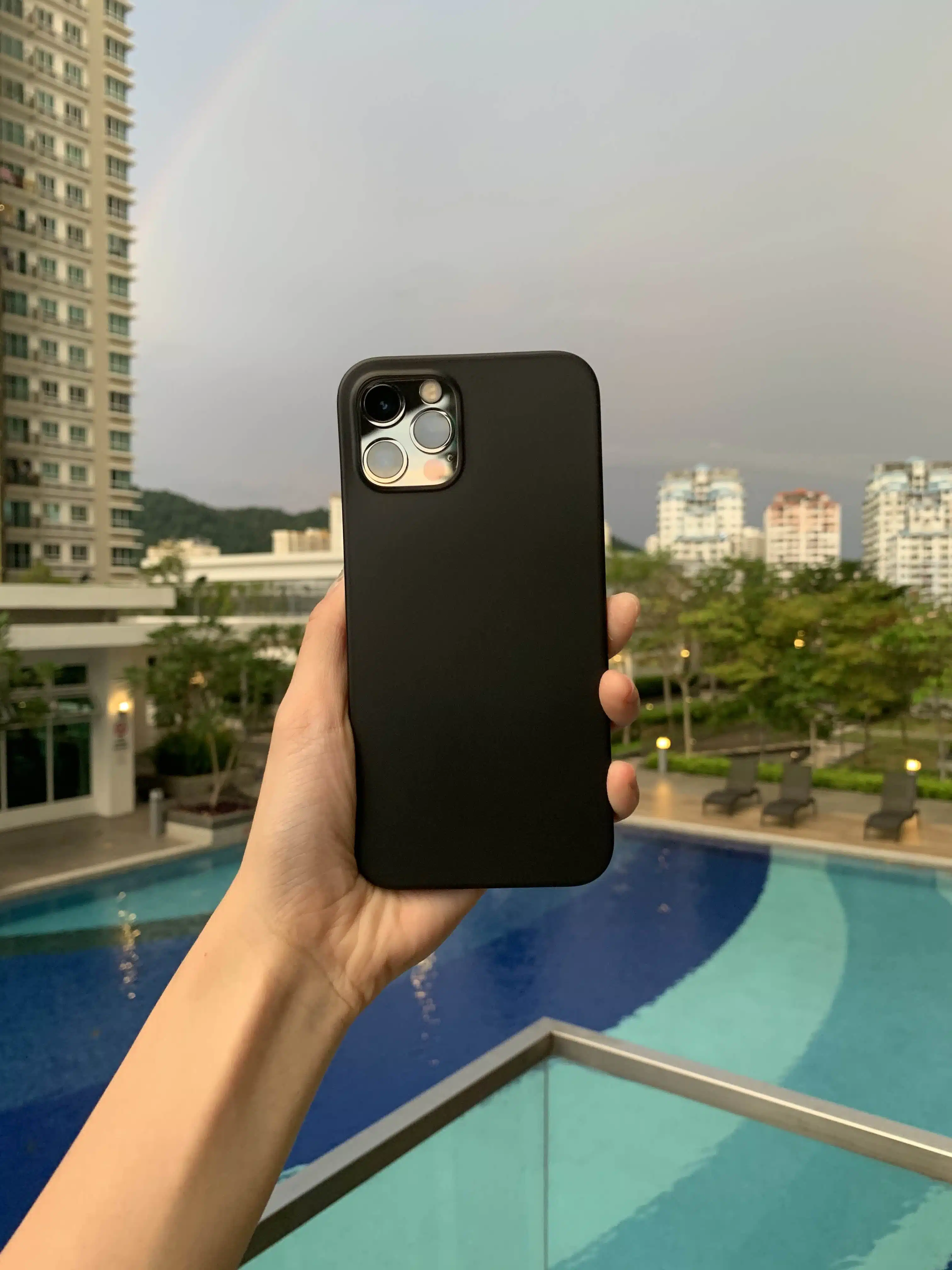 Sleek 0.3mm Case (Full Coverage) - GALADO Malaysia