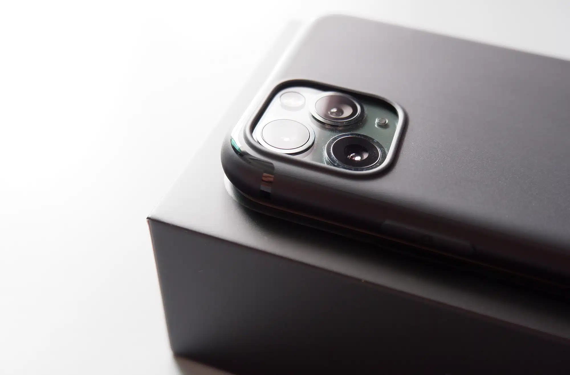 Duncan Silicon phone case - GALADO Malaysia