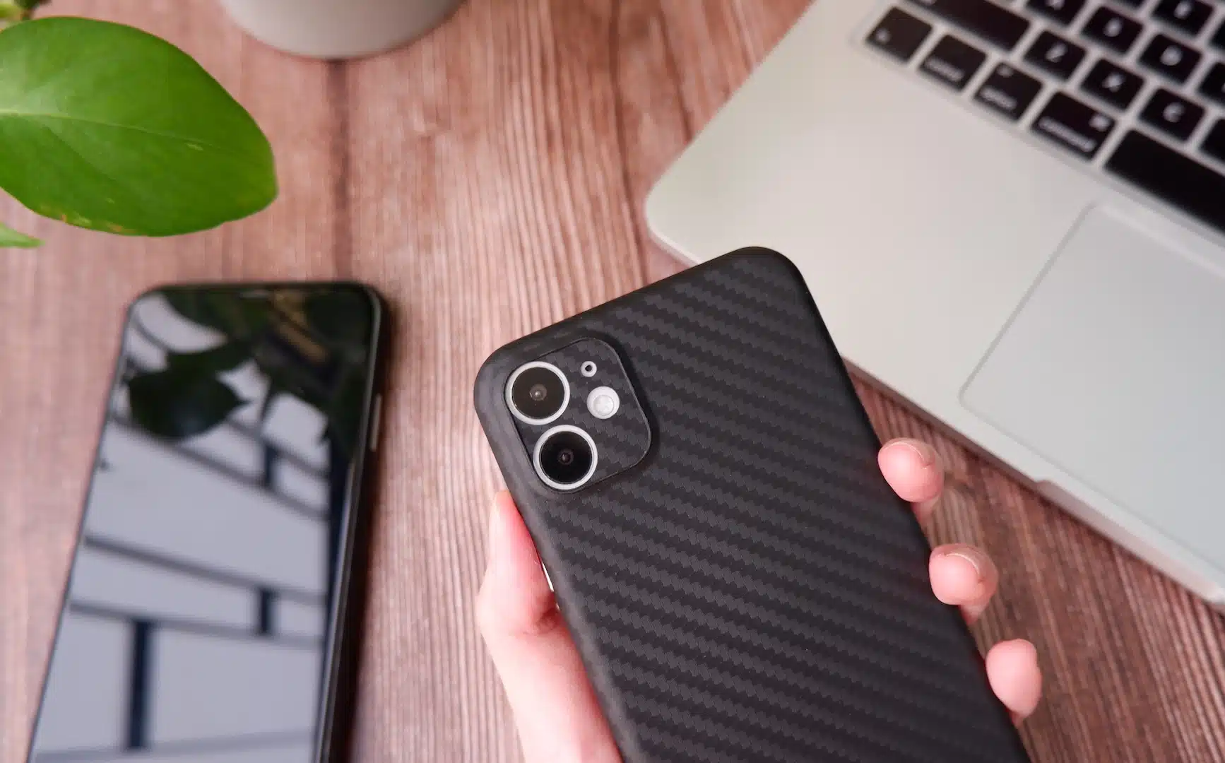 Carbono Sleek phone case - GALADO Malaysia
