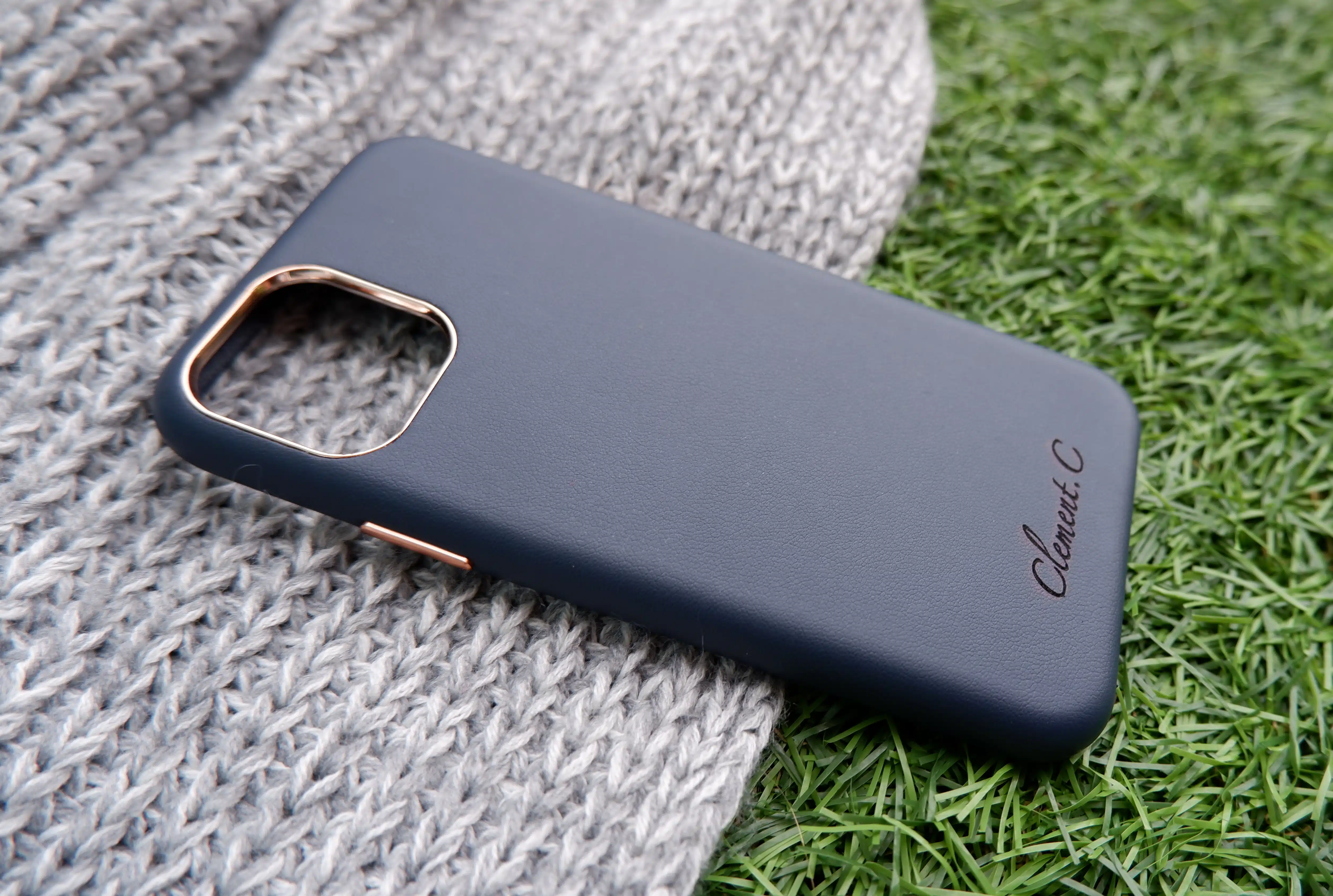 Nomad Signature phone case - GALADO Malaysia
