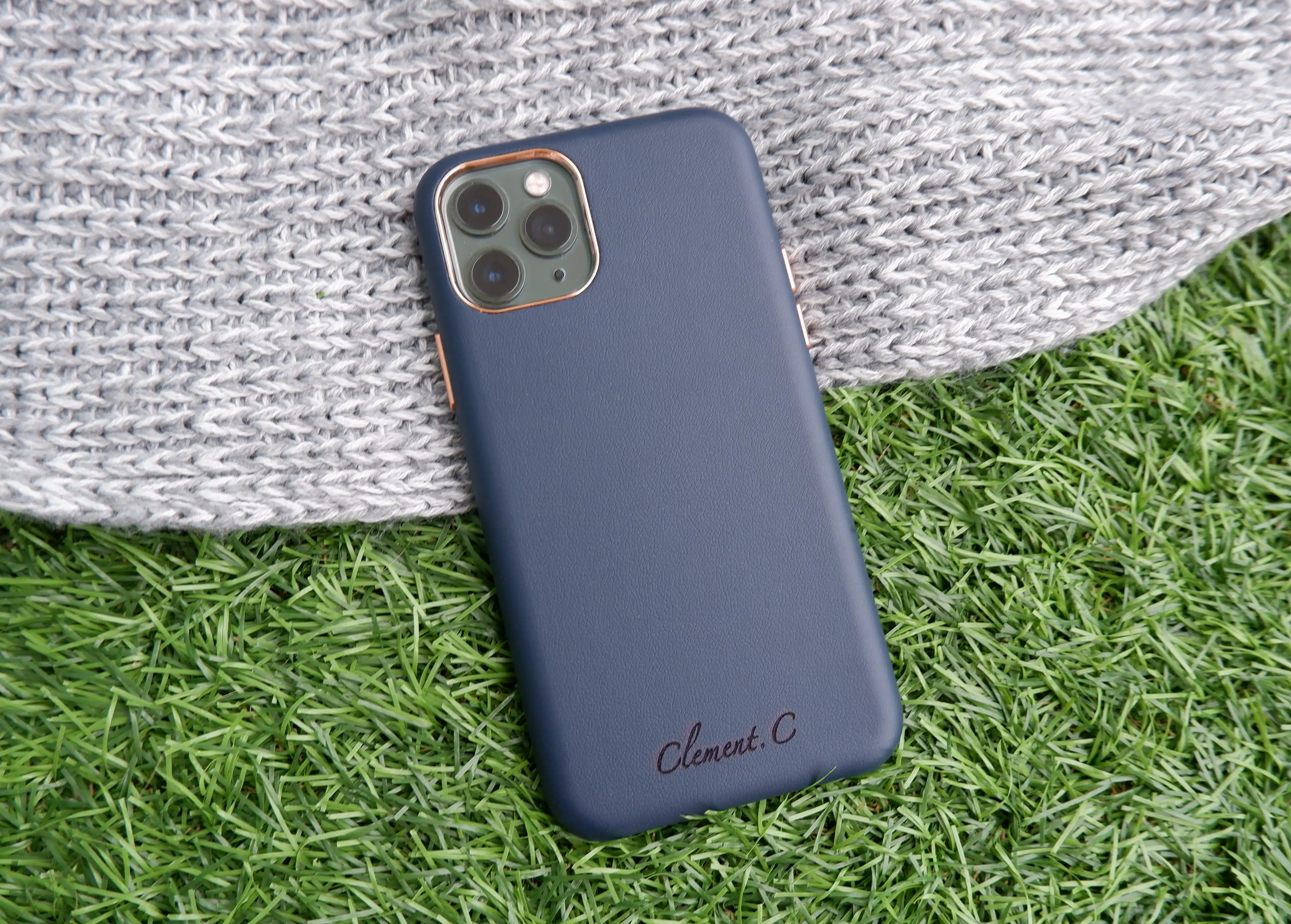 Nomad Signature phone case - GALADO Malaysia