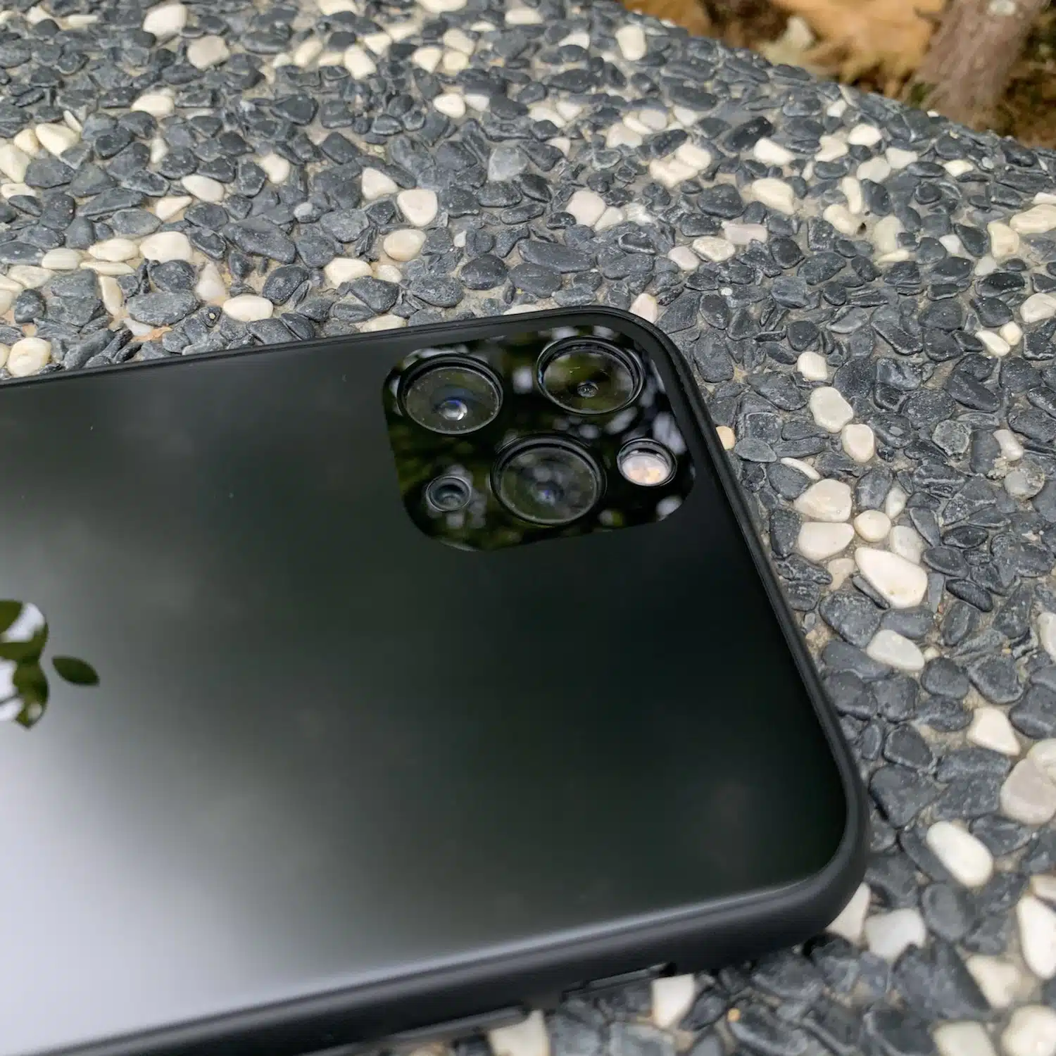 Mateo Glass phone case - GALADO Malaysia