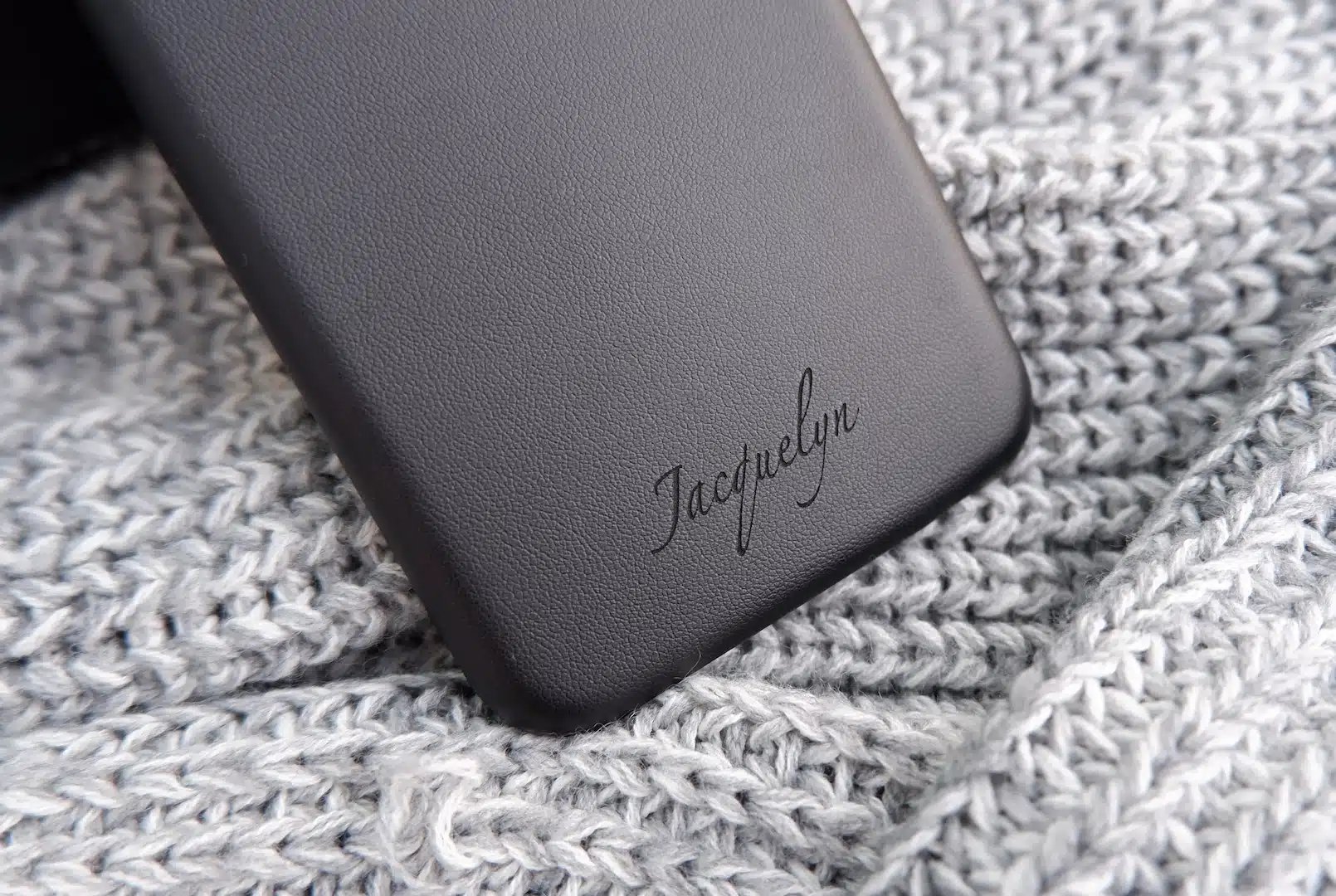 Nomad Signature phone case - GALADO Malaysia