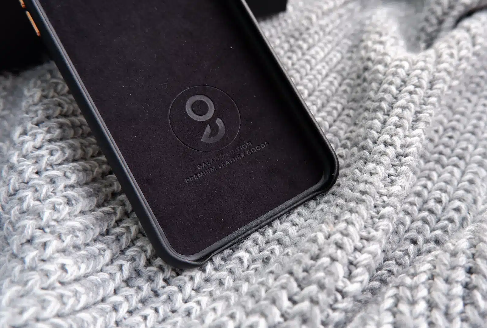 Nomad Signature phone case - GALADO Malaysia