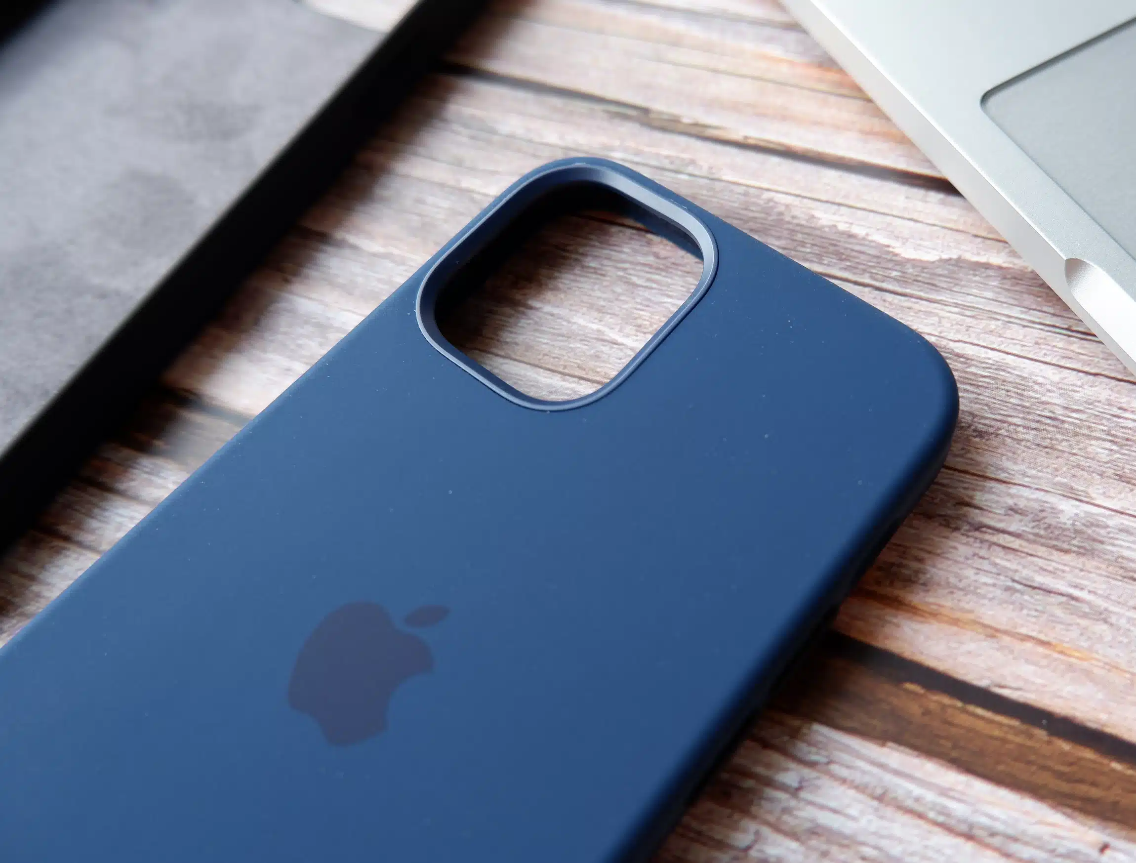 Felon Silicon phone case - GALADO Malaysia