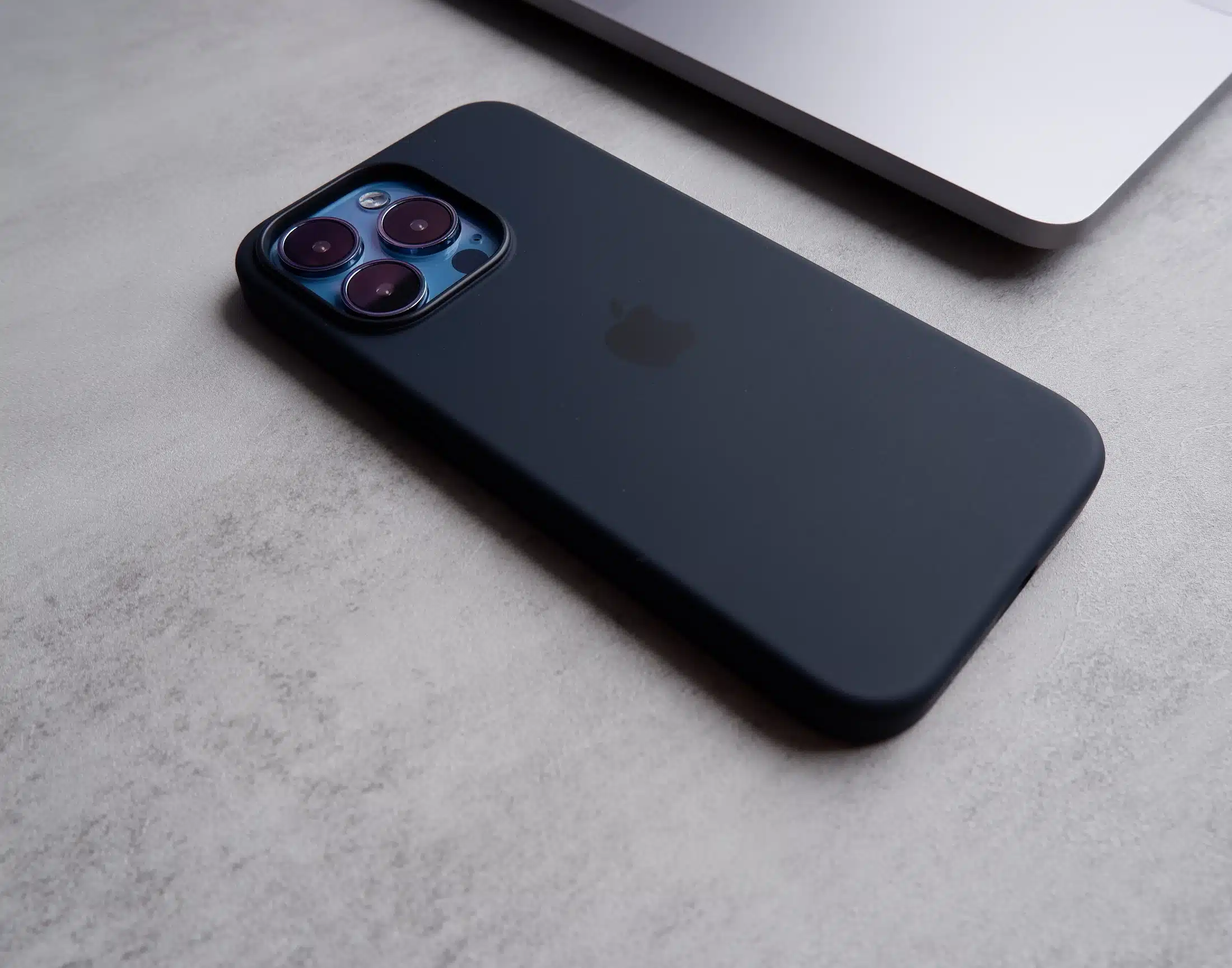 Felon Silicon phone case - GALADO Malaysia