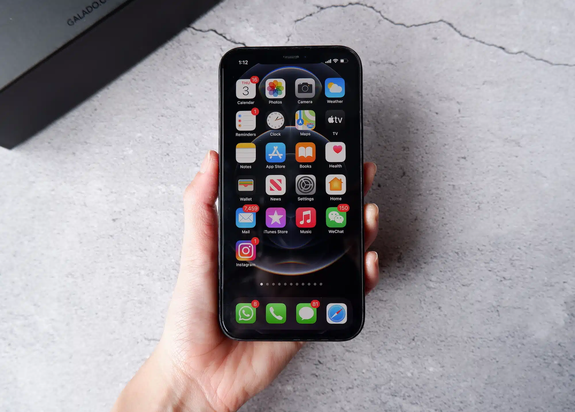 Carbono Sleek phone case - GALADO Malaysia