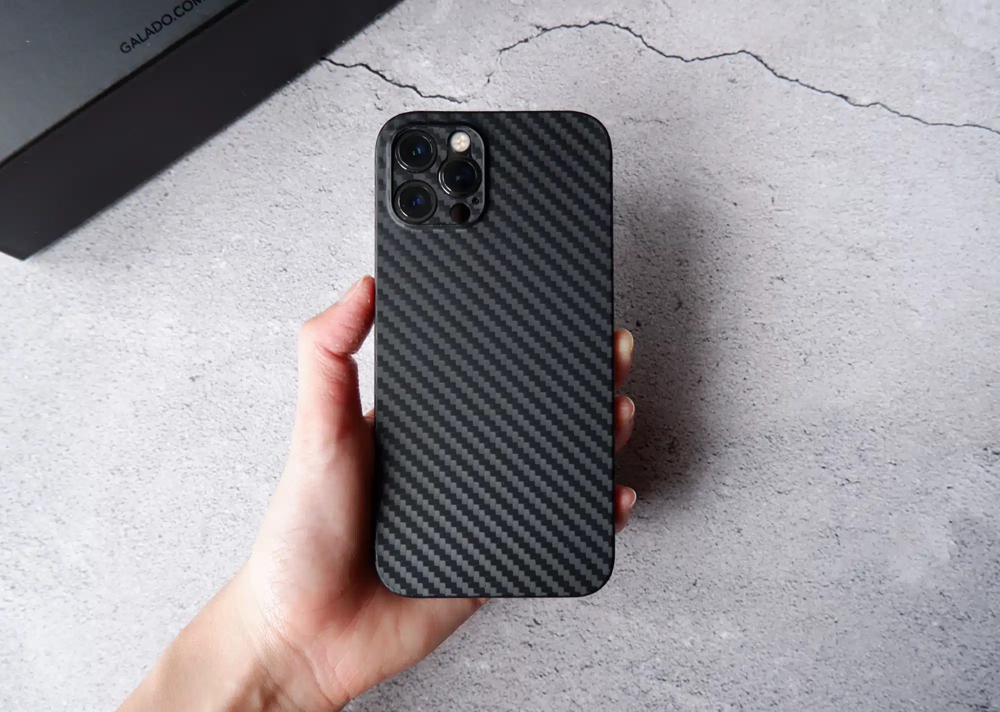 Carbono Sleek phone case - GALADO Malaysia