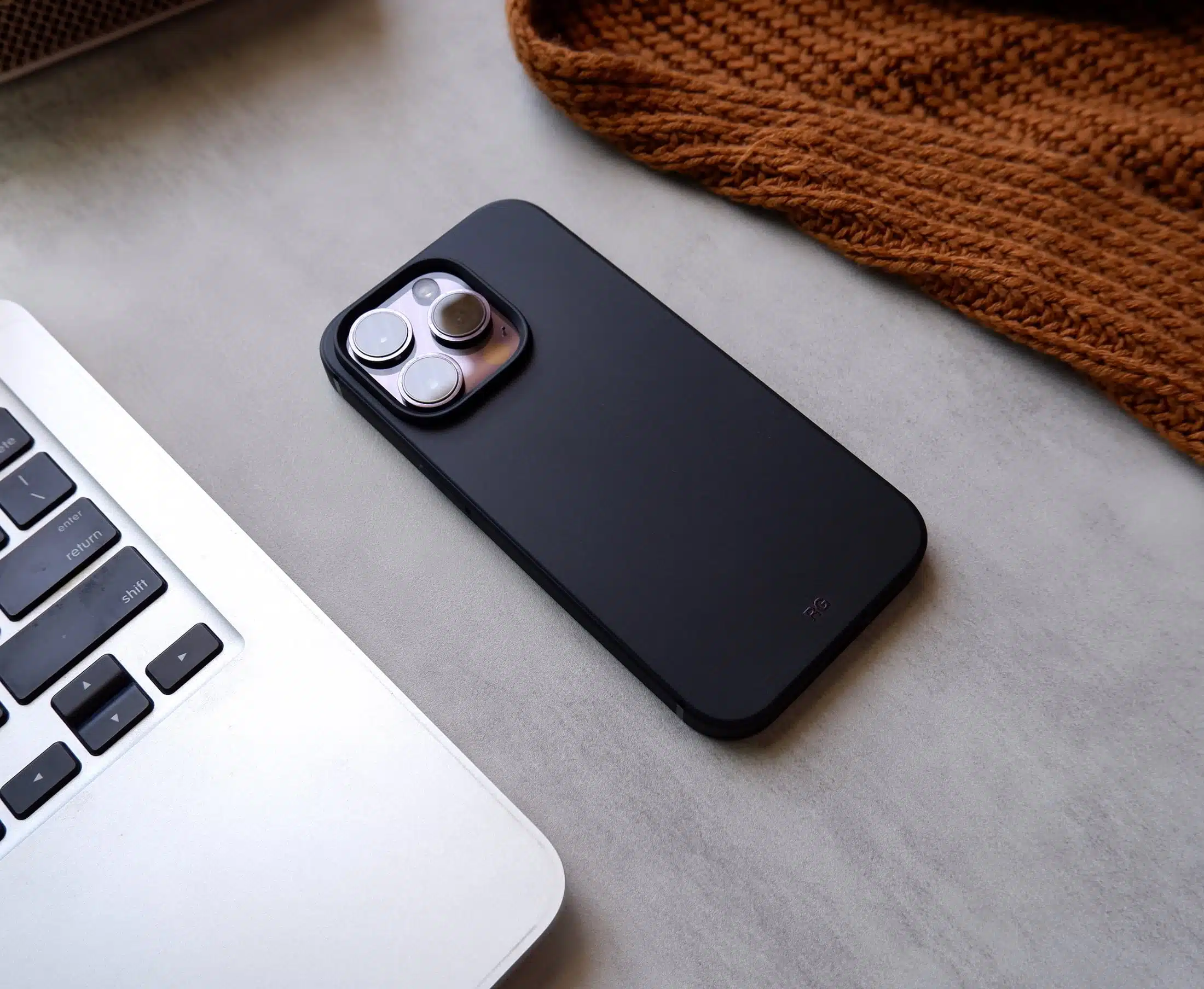 Bare Emboss phone case - GALADO Malaysia