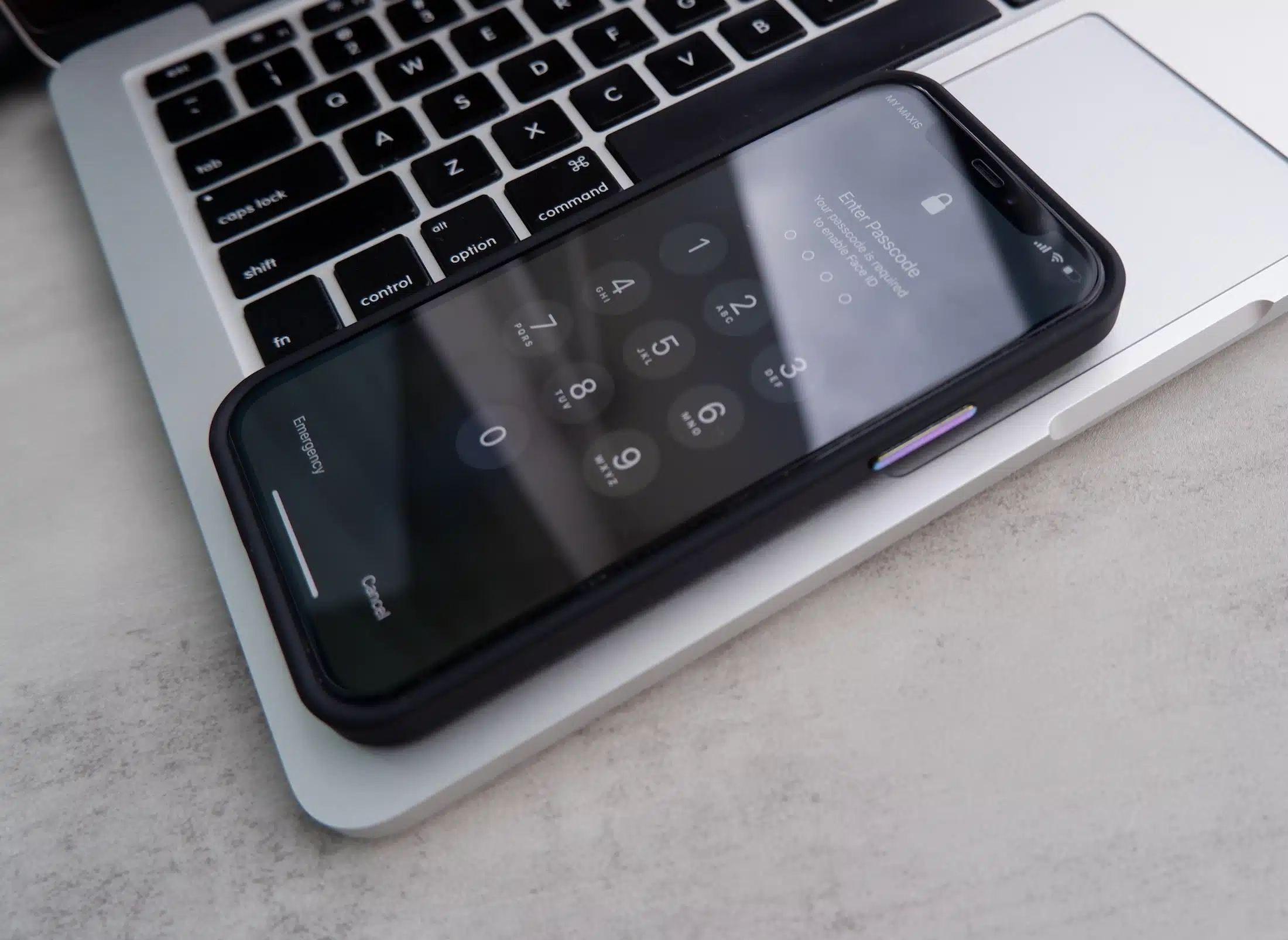 Maddox - UNDERSIDE phone case - GALADO Malaysia
