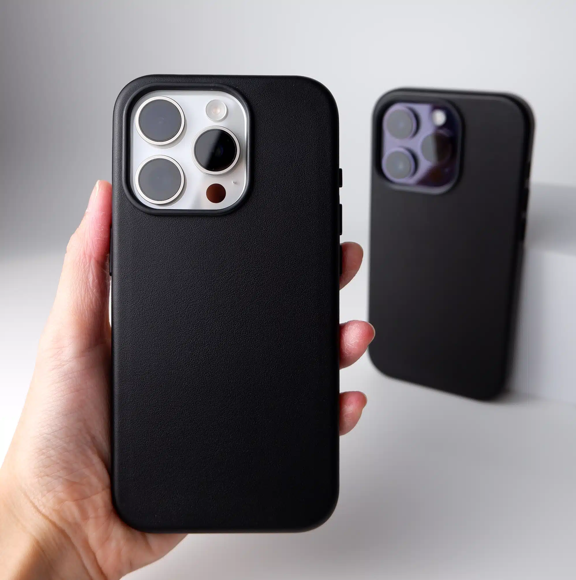 Helix Black phone case - GALADO Malaysia