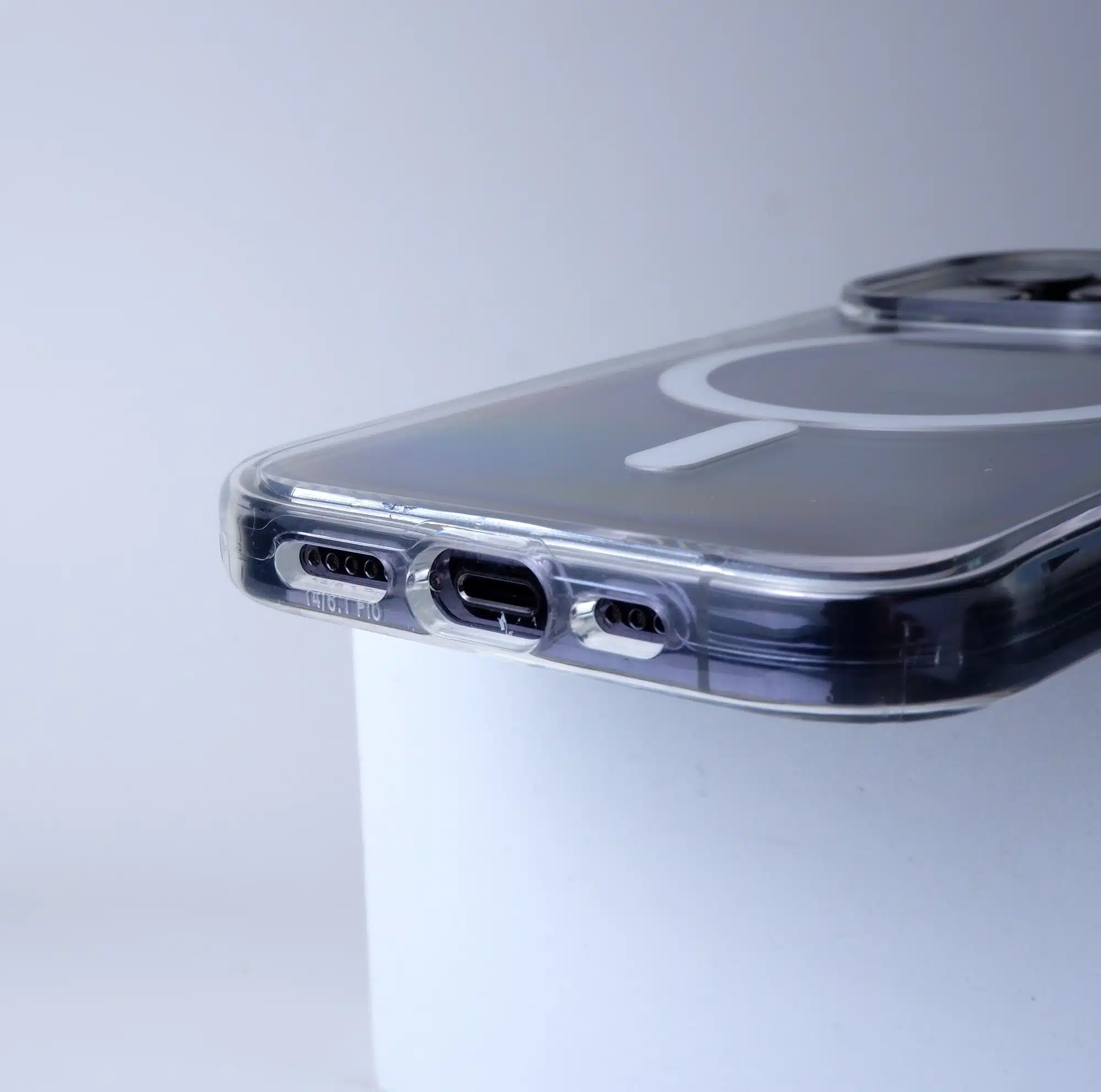 GALADO Clear Guard MagSafe clear phone case with non-yellowing back Malaysia