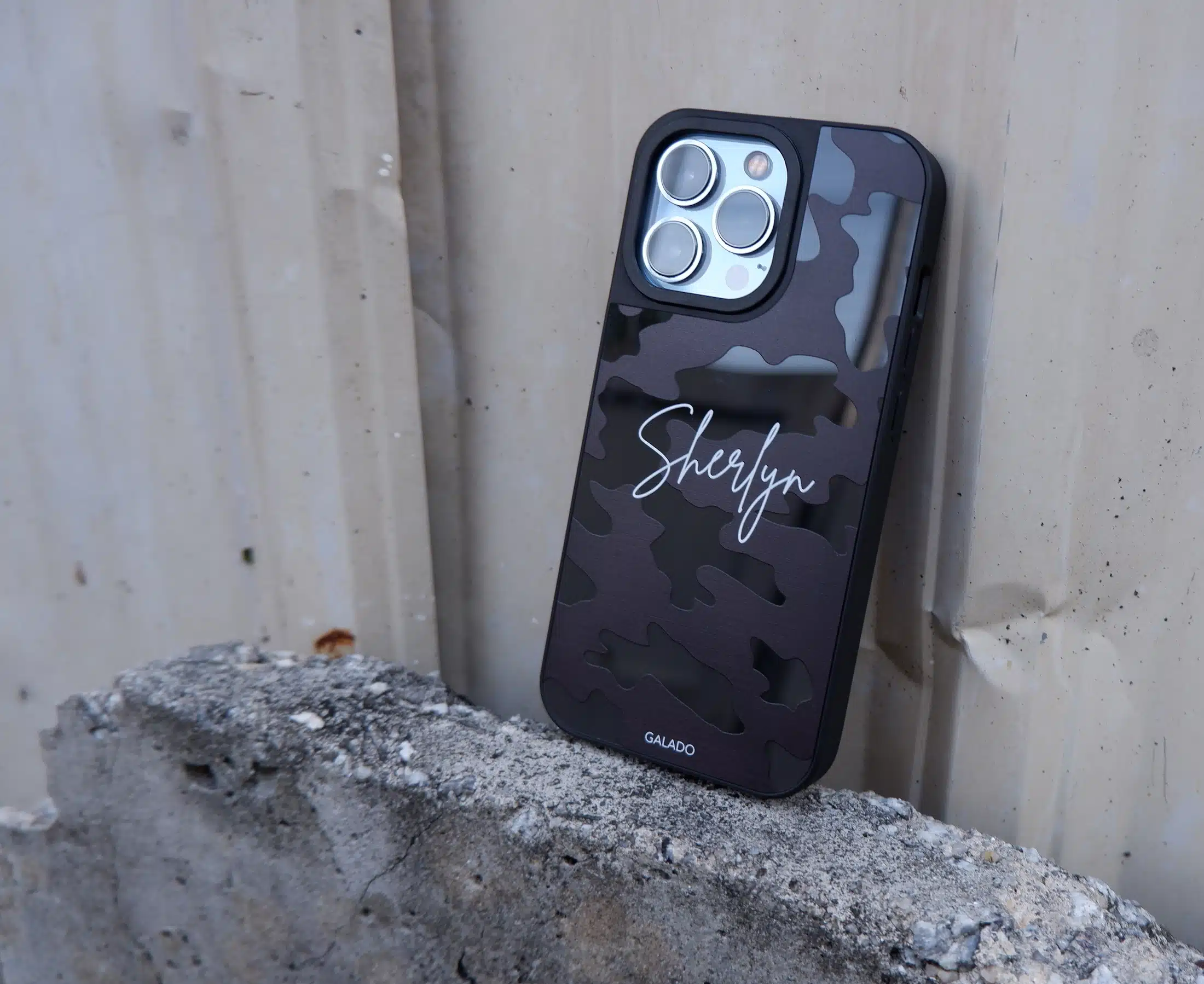 Black Camo Mirror phone case - GALADO Malaysia