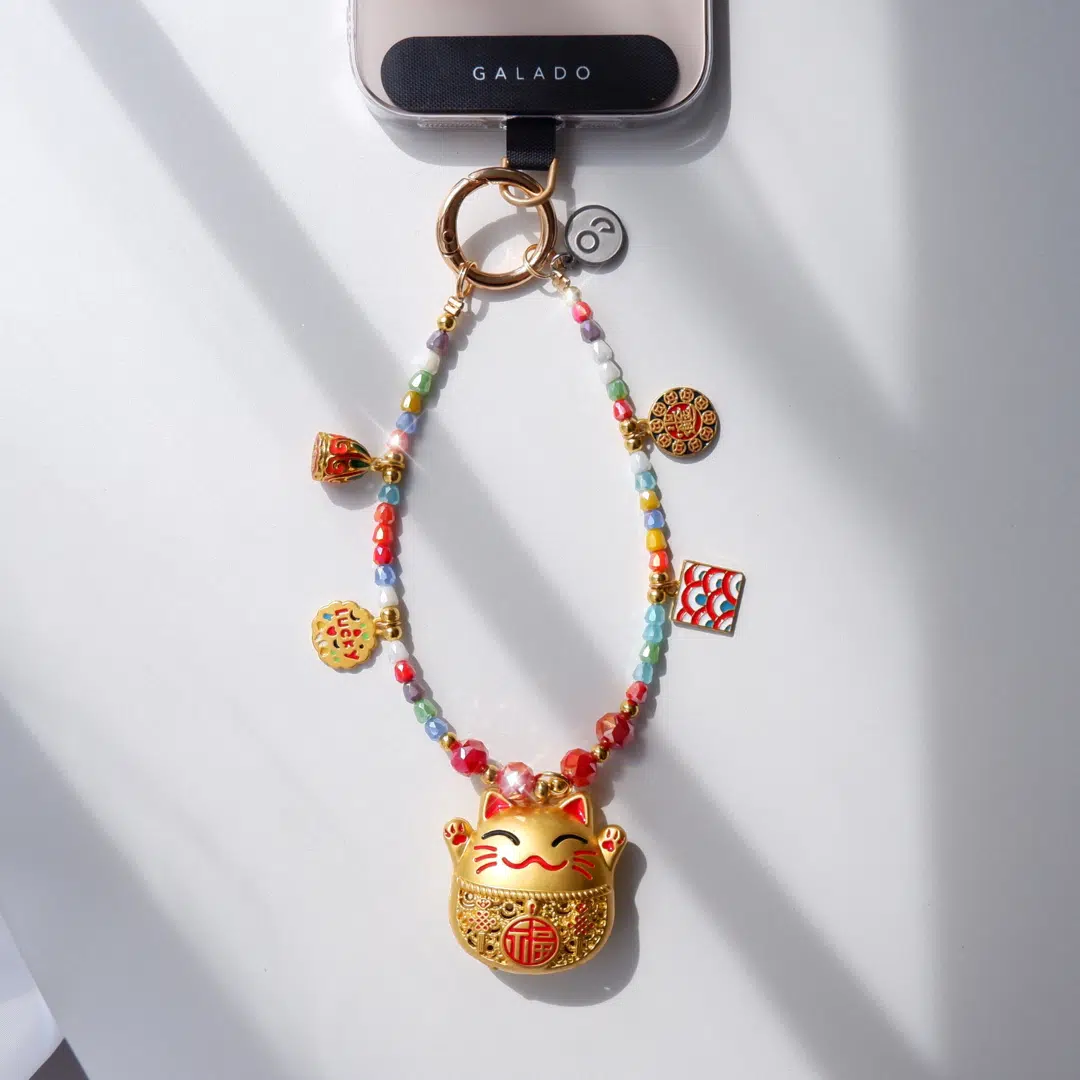 The Fortune Cat Phone Charm - GALADO Malaysia