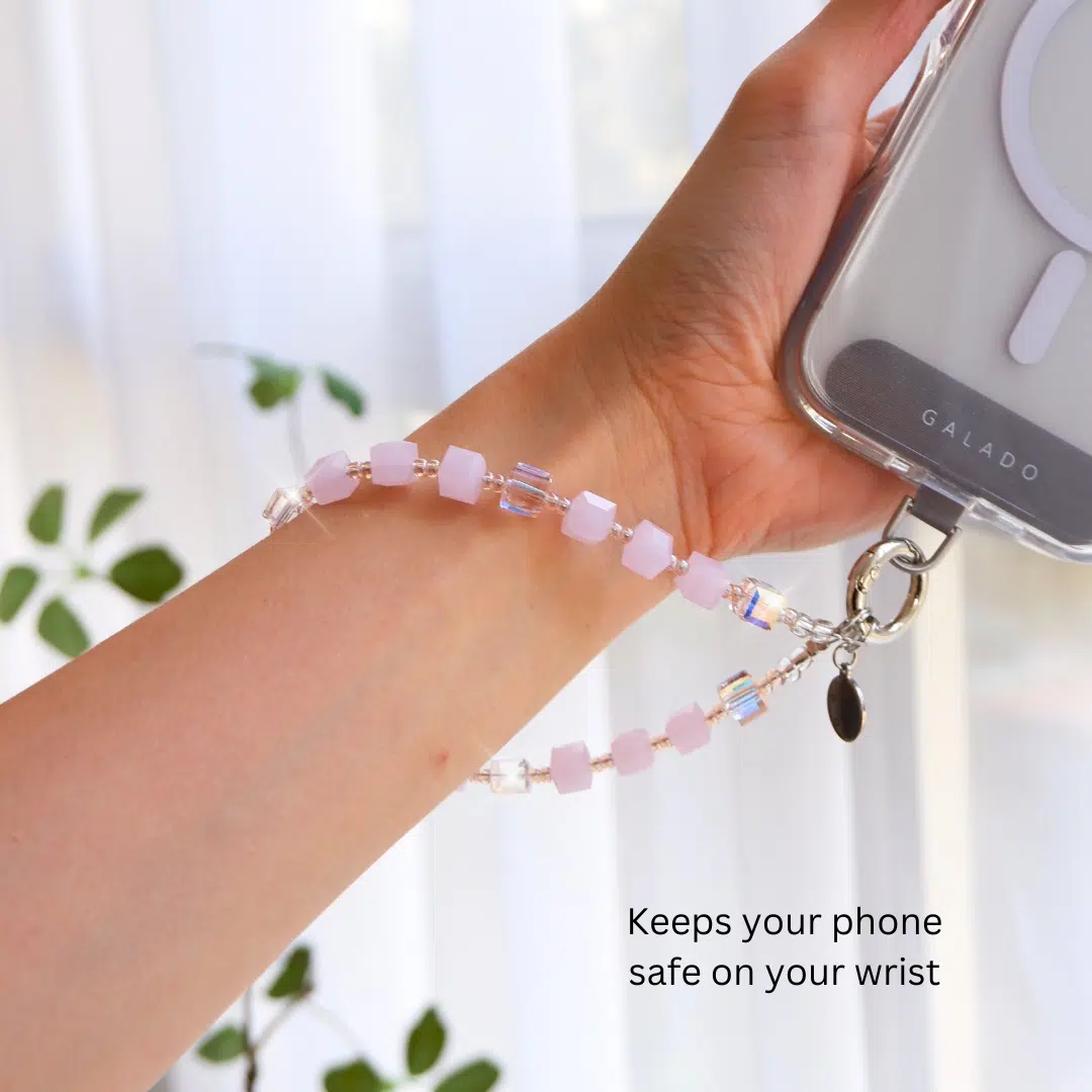 Dream in the Air Phone Charm - GALADO Malaysia
