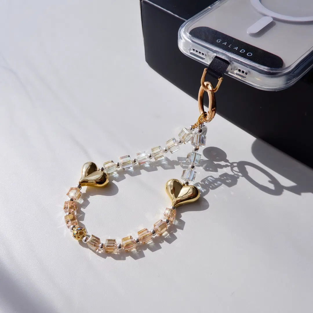 Golden Hearts Phone Charm - GALADO Malaysia
