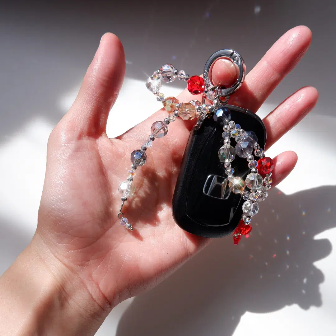 Charmé Bow Phone Charm - GALADO Malaysia