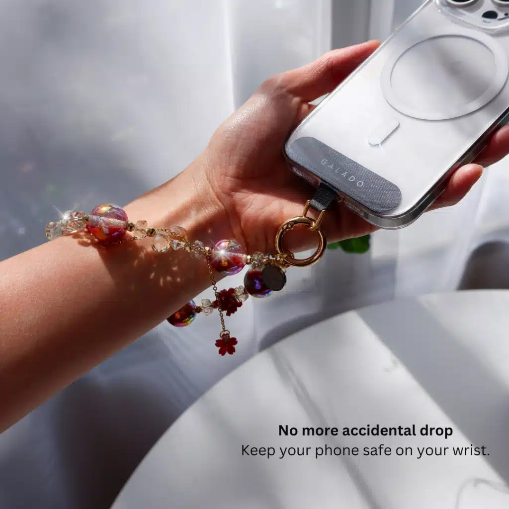 Scarlet Aurora Phone Charm - GALADO Malaysia
