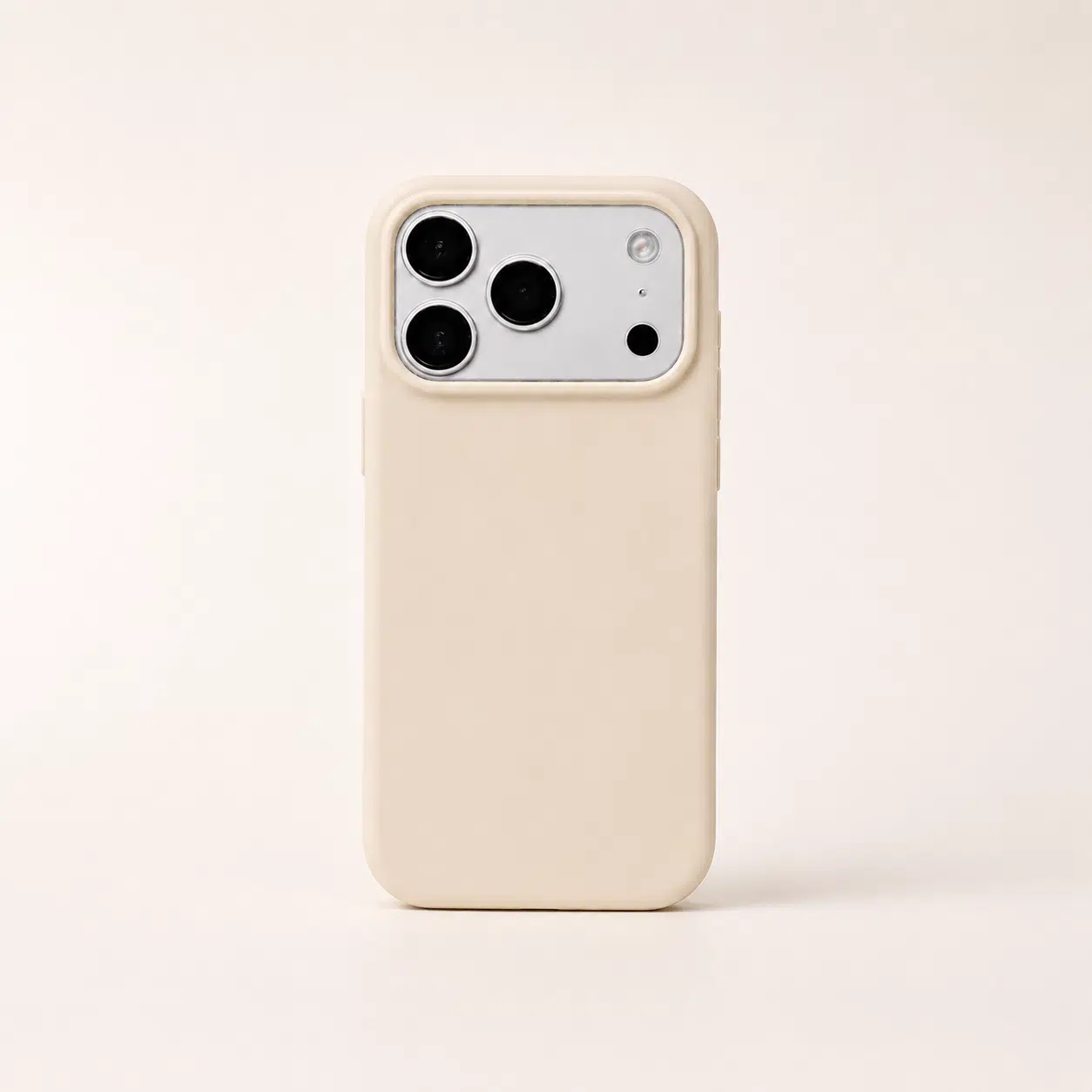 Luna Guard — back view