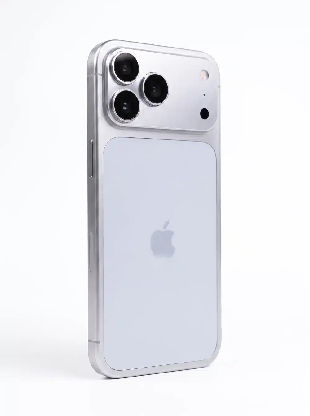 iPhone 18 Pro Max silver