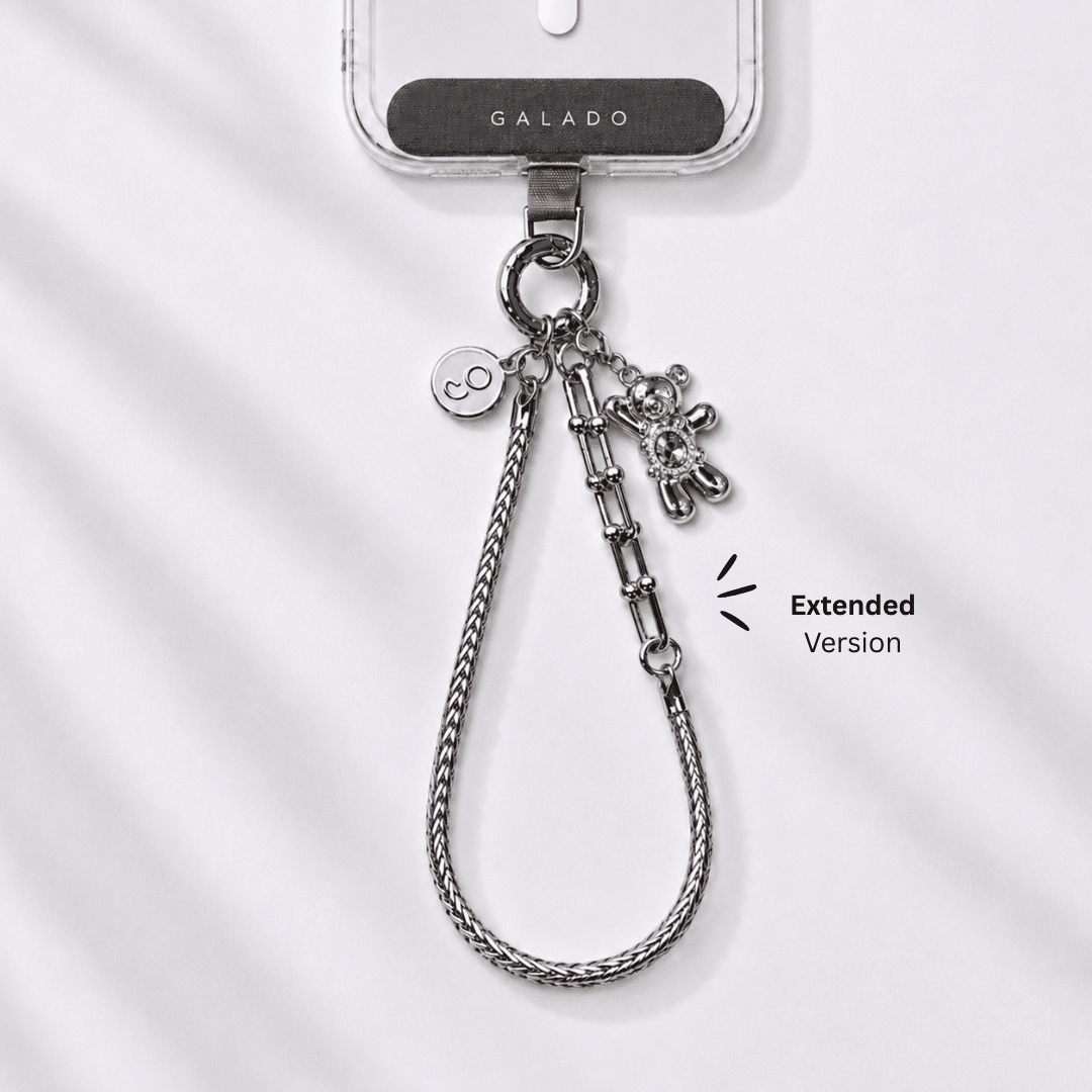 GALADO Stylink Extended metal phone chain with a clip-on charm attached