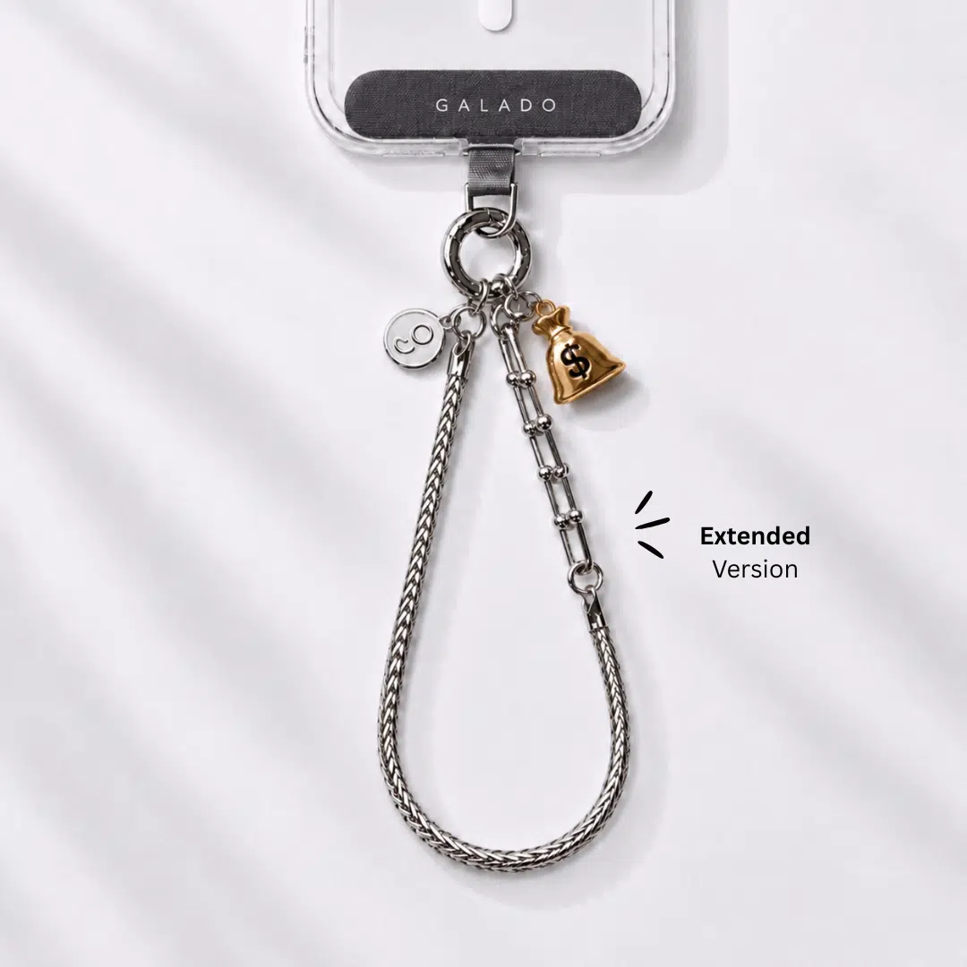 GALADO Stylink Extended metal phone chain with a clip-on charm attached