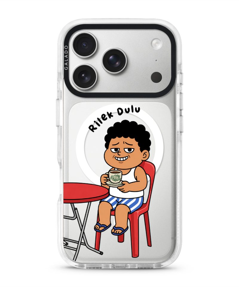 Kopi Dulu Bro phone case, Uncle Boi drinking kopi on a red kopitiam chair under the words Rilek Dulu