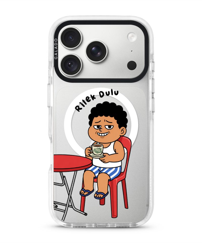 Kopi Dulu Bro phone case, Uncle Boi drinking kopi on a red kopitiam chair under the words Rilek Dulu