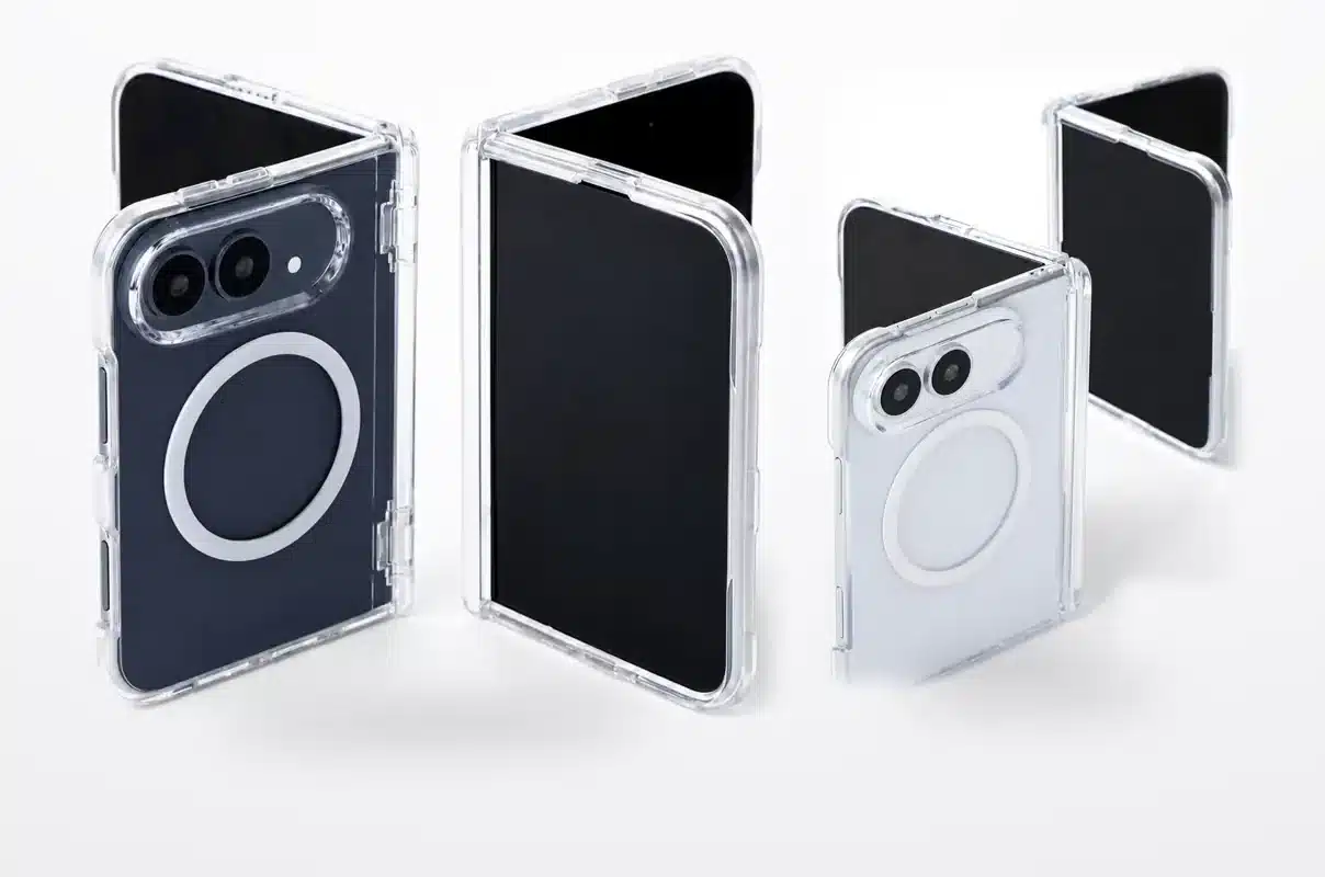 iPhone Duo in Night Sky and Star White in GALADO clear cases