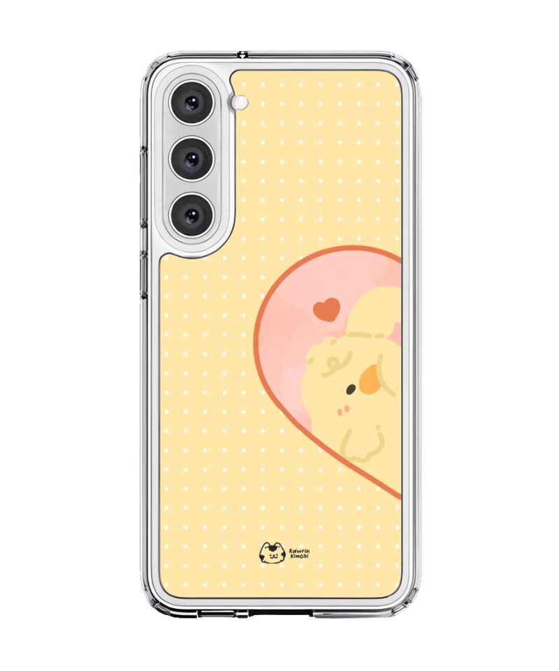 Tamago Couple Case by Rawrin Kimchi, Tamago inside half a heart on a yellow case