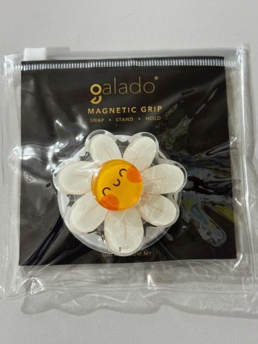 Silly Daisy MagSafe Phone Grip photo review
