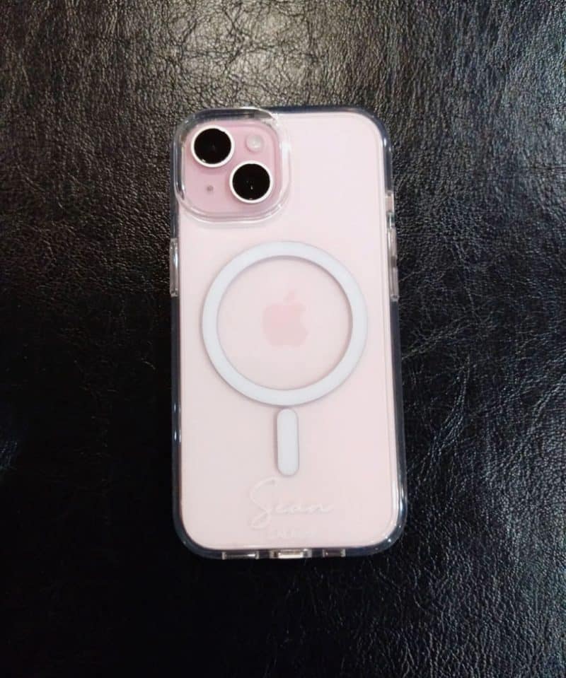 Clear Guard (Clear MagSafe) photo review