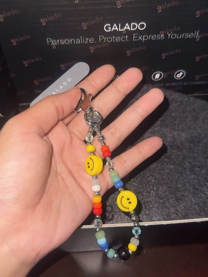 Smile In Colours Charm photo review