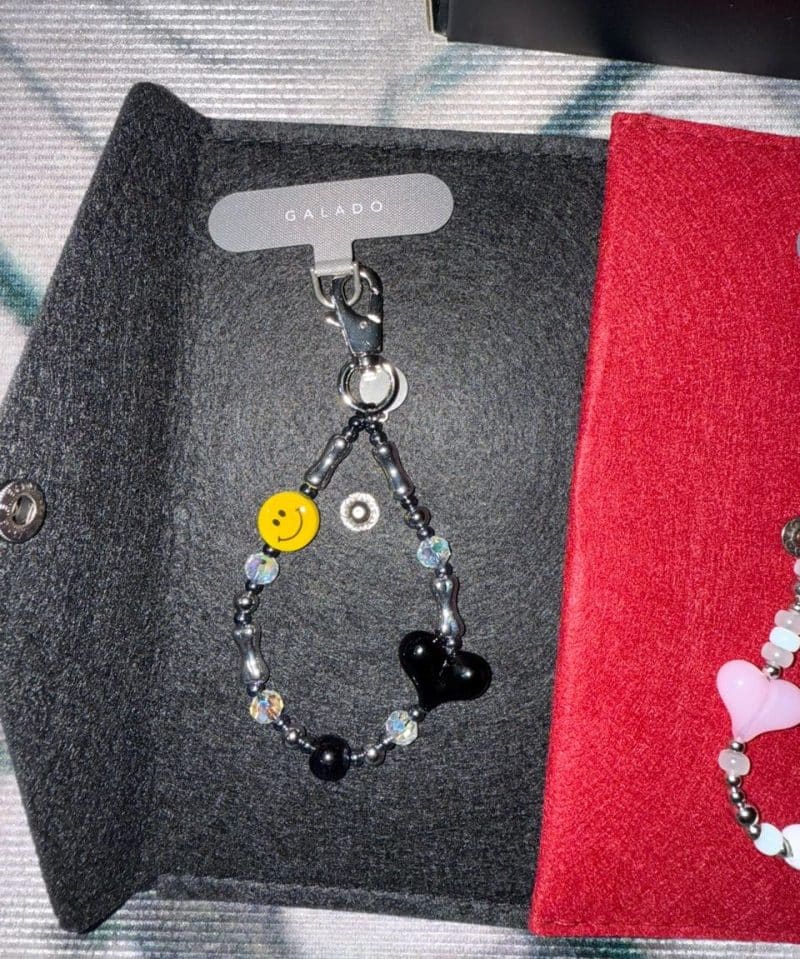 Be All Smiles Charm photo review
