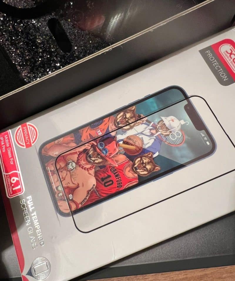 PRIVACY High Defense Tempered Glass photo review