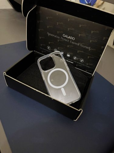 Clear Guard (Clear MagSafe) photo review