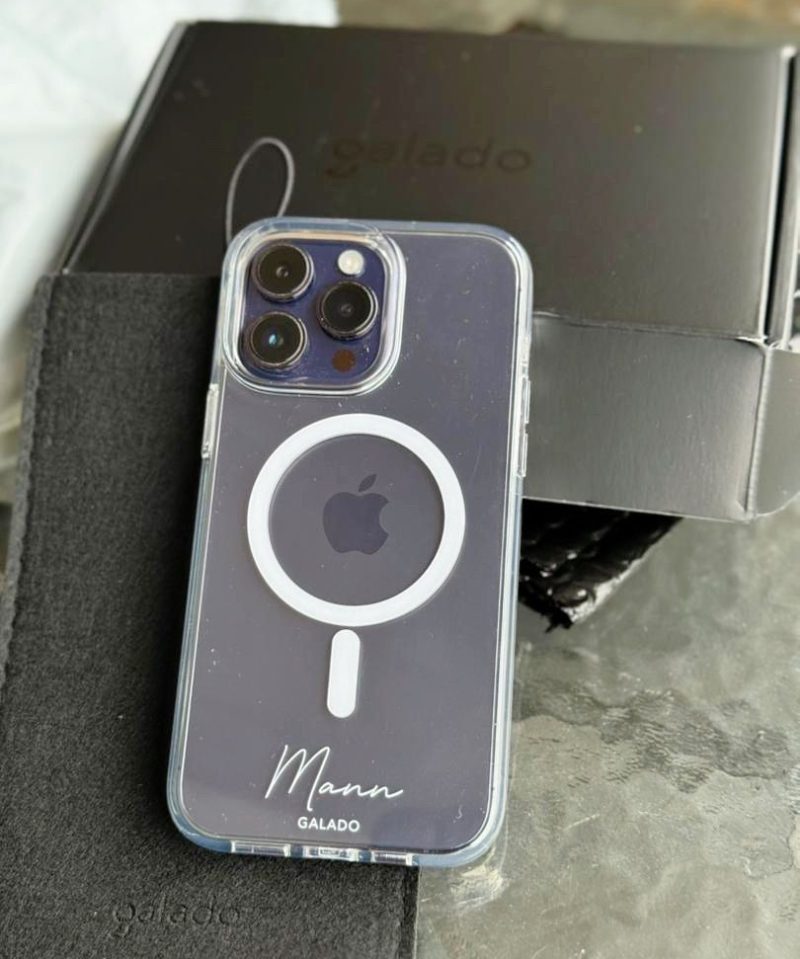 Clear Guard (Clear MagSafe) photo review