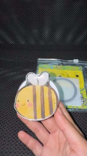 Happy Bee MagSafe Phone Grip photo review