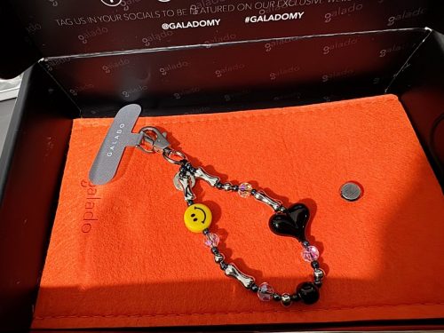 Be All Smiles Charm photo review