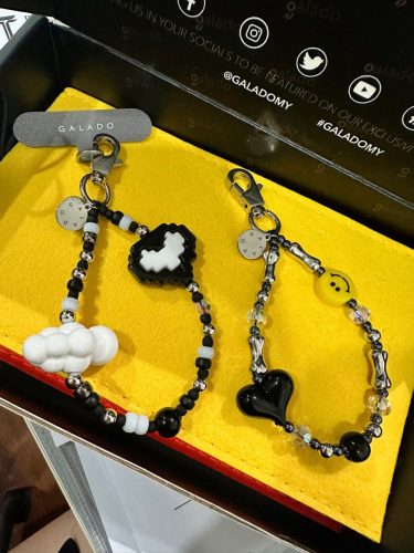 Pixel Heart Charm photo review