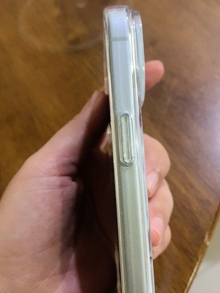Clear Guard (Clear MagSafe) photo review