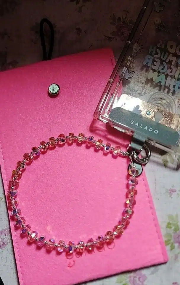 Lumière Bloom Phone Charm photo review