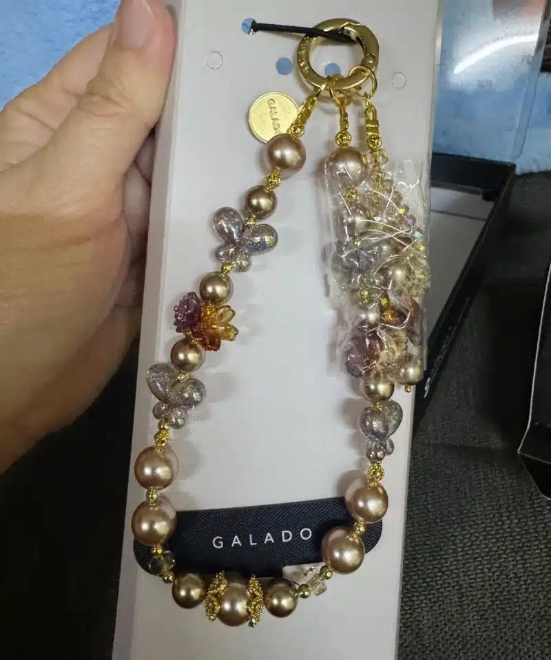 Golden Papillon Phone Charm photo review