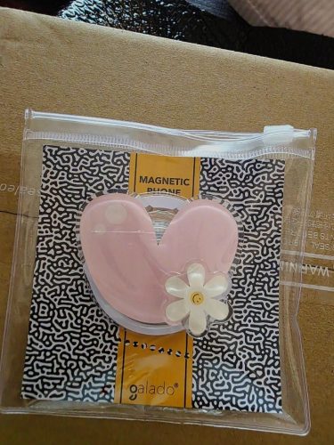 Sweetheart Daisy MagSafe Phone Grip photo review