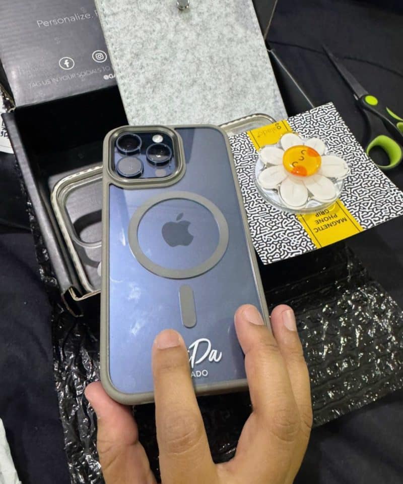 Silly Daisy MagSafe Phone Grip photo review