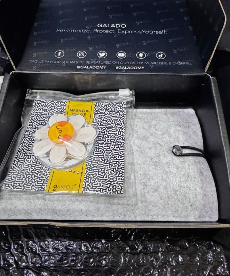 Silly Daisy MagSafe Phone Grip photo review