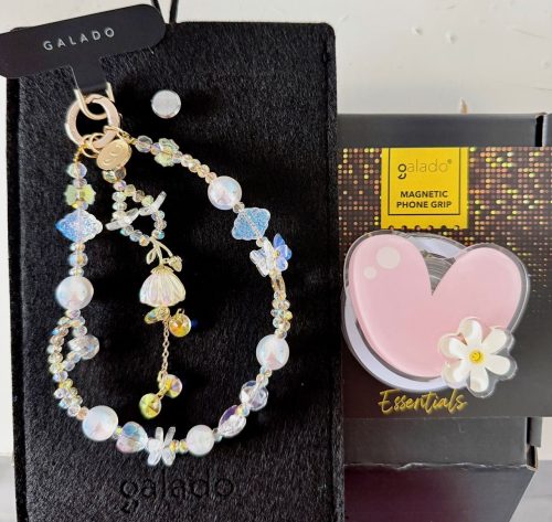 The Aurelia Bloom Phone Charm photo review