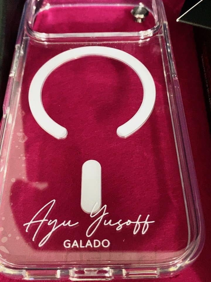 Clear Guard (Clear MagSafe) photo review